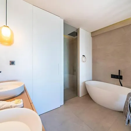 Croisette Vue 3 شقة *